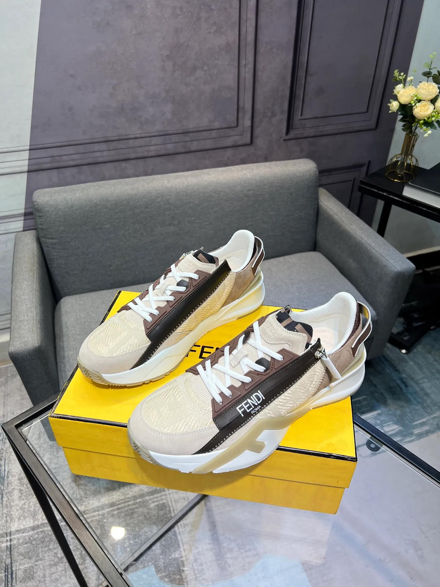 Men's shoes 💰540 FENDI men's fashionable casual shoes 👟Hot sale🔥 Official website 1:1 replica ⬆️Original quality - original leather - original breathable mesh lining original outsole 1:1 replica, code number 38-44 (45-46 customized)